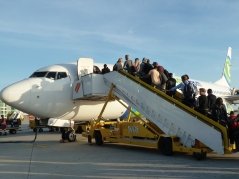 Abordando avión Transavia